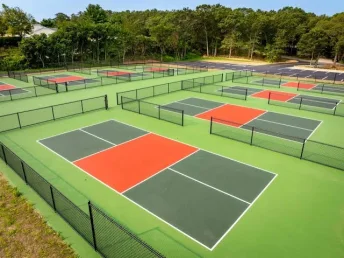 Sơn Lại Sân Pickleball Tại An Giang