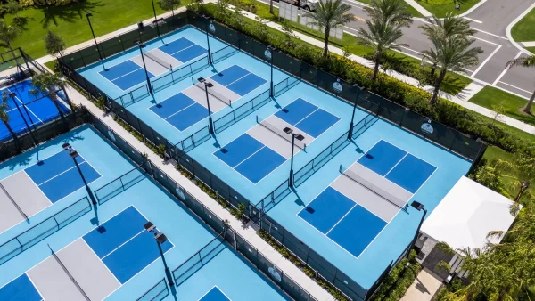 Thi công sân Pickleball TOPSPORTS 8C năm 2026 